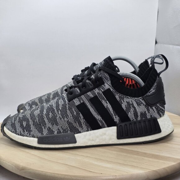 adidas NMD_R1 Pk Black Glitch Size 9 Men’s Shoes Sneakers CQ2444 - Picture 1 of 9